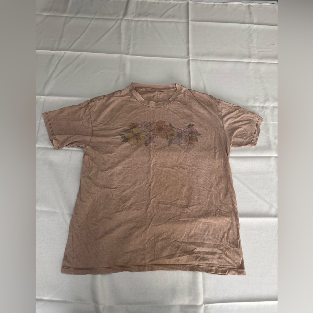 American Eagle Brown Floral Maui T-shirt